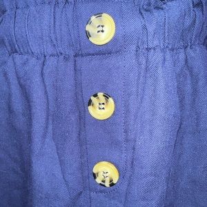 Navy blue buttoned skirt